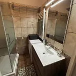 Апартаменты Under The Castle *
